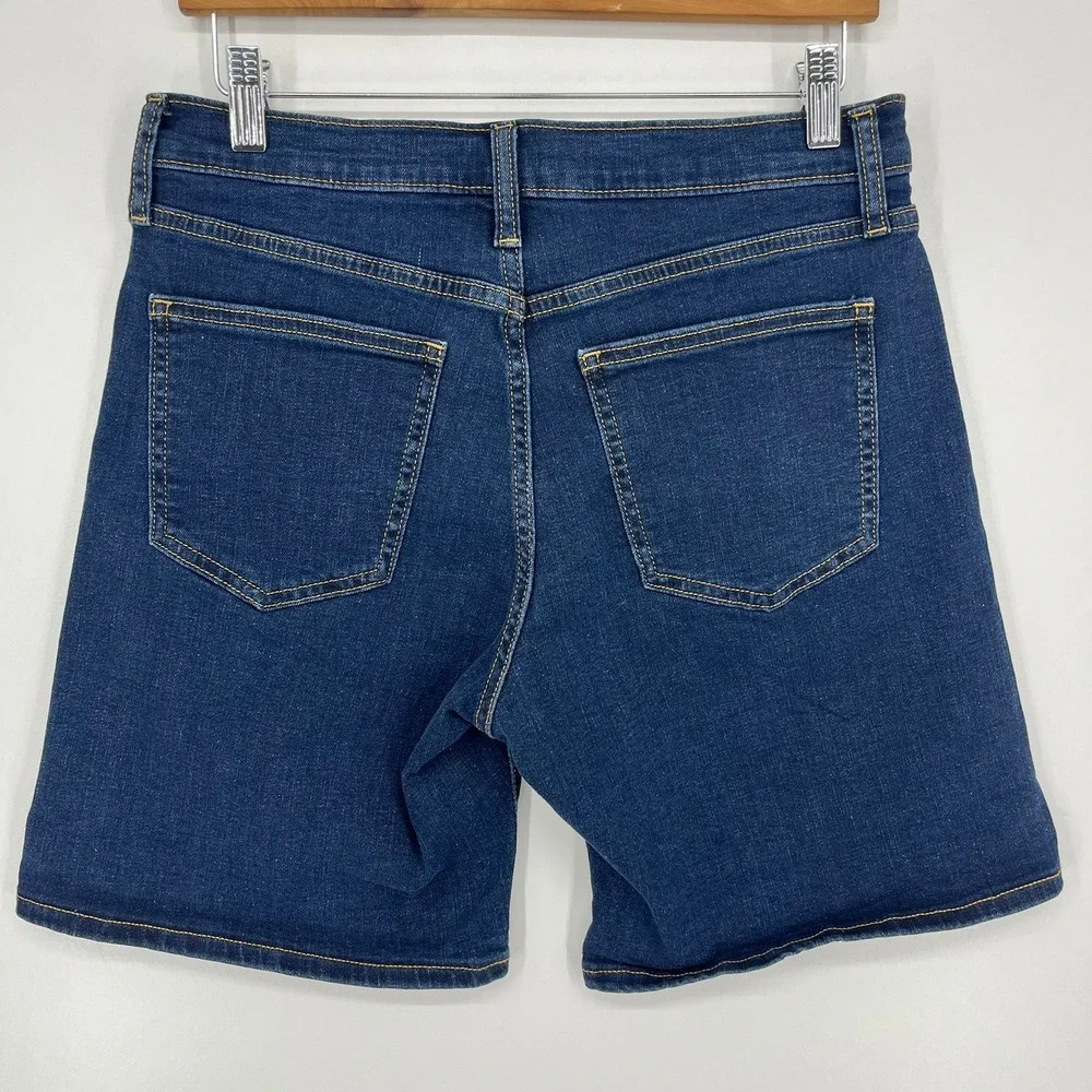 Gap 5 Inch Girlfriend Short Mid Rise Dark Wash Denim Jeans 28 6 Tall 570611-00-1